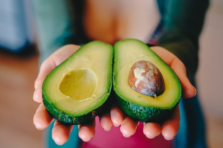 avocado, halves, cross section