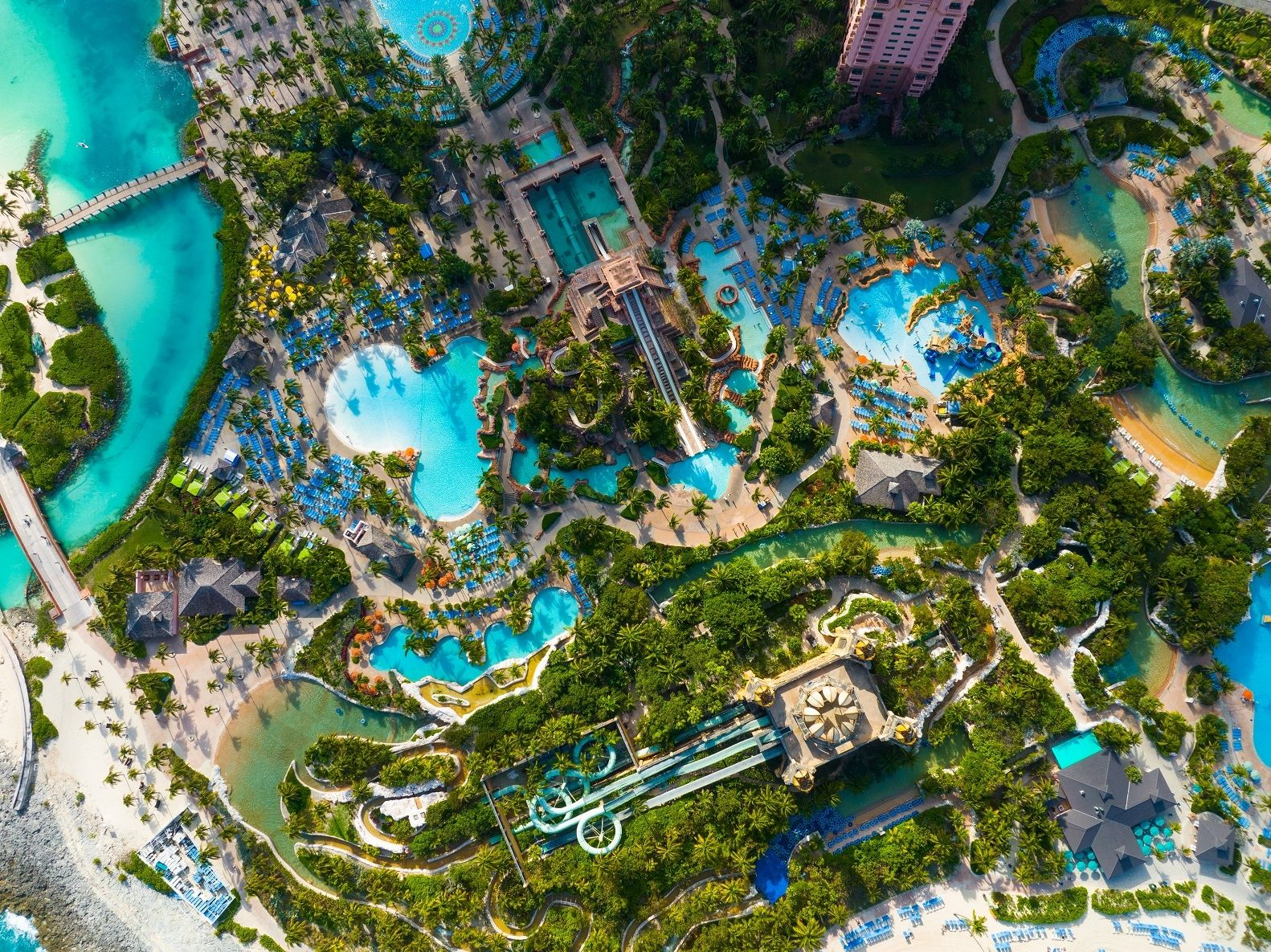 Discover Paradise at Atlantis Bahamas: Your Ultimate Travel Destination